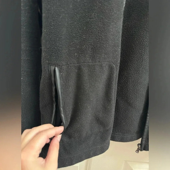 Tommy Hilfiger black zip up jacket size XS - Picture 2 of 10